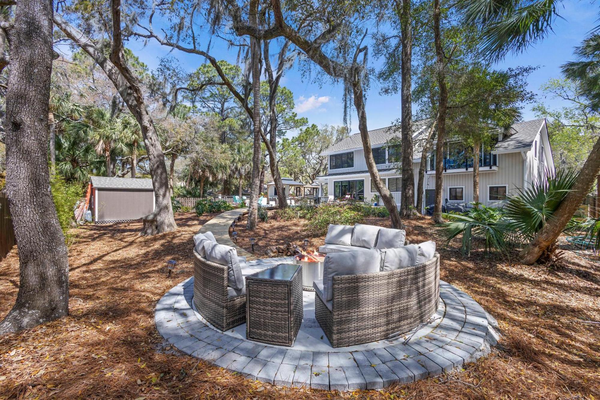1 Firethorn Lane Holiday home *
