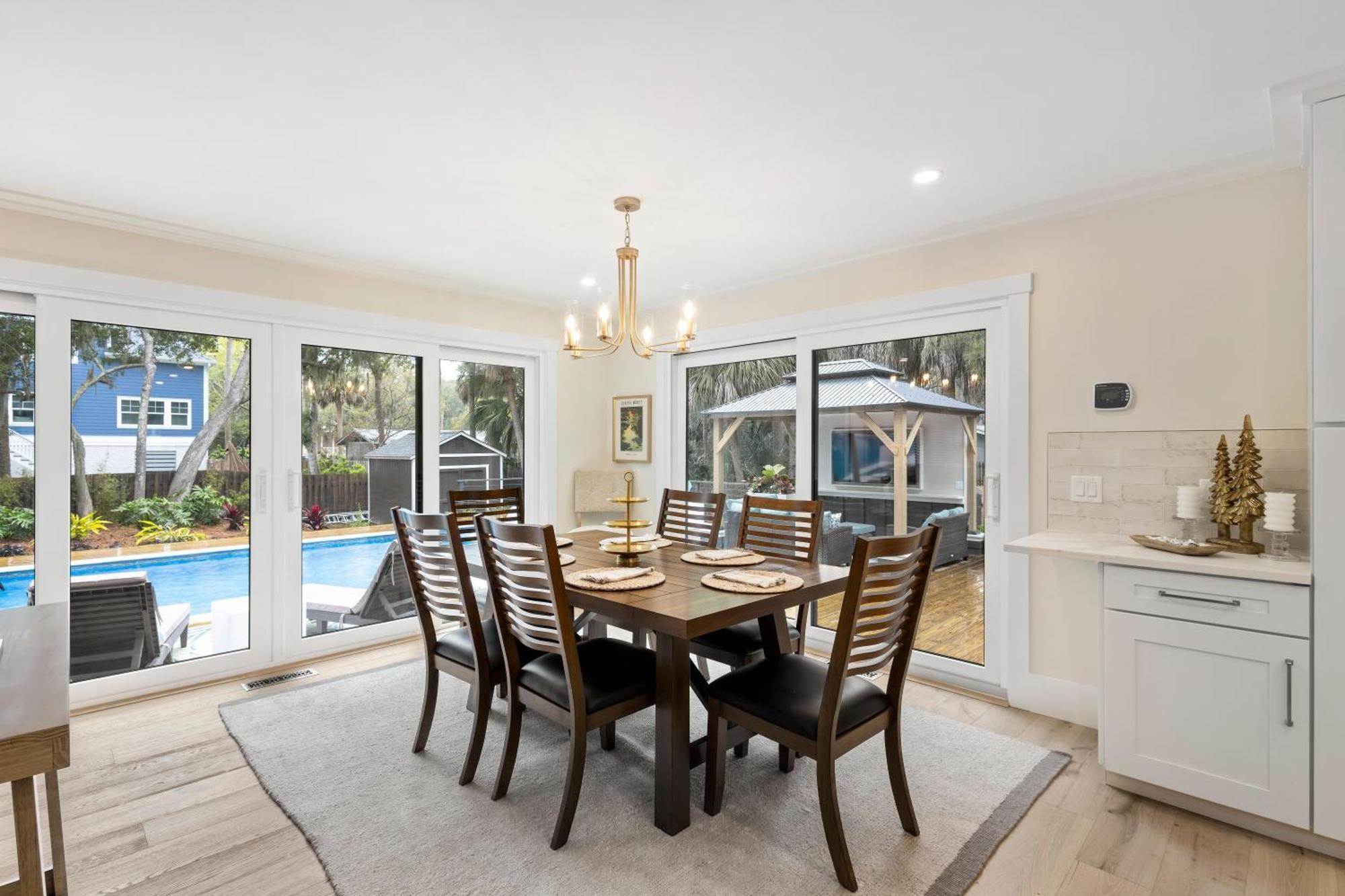 1 Firethorn Lane *
