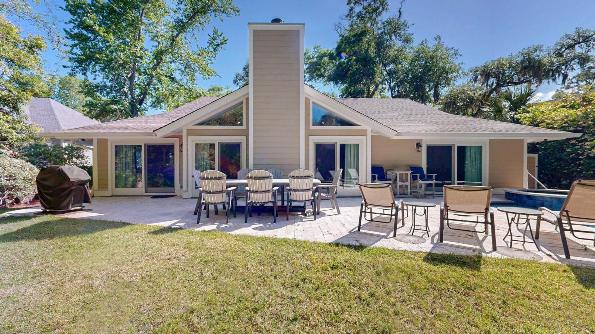 19 Heath Dr *