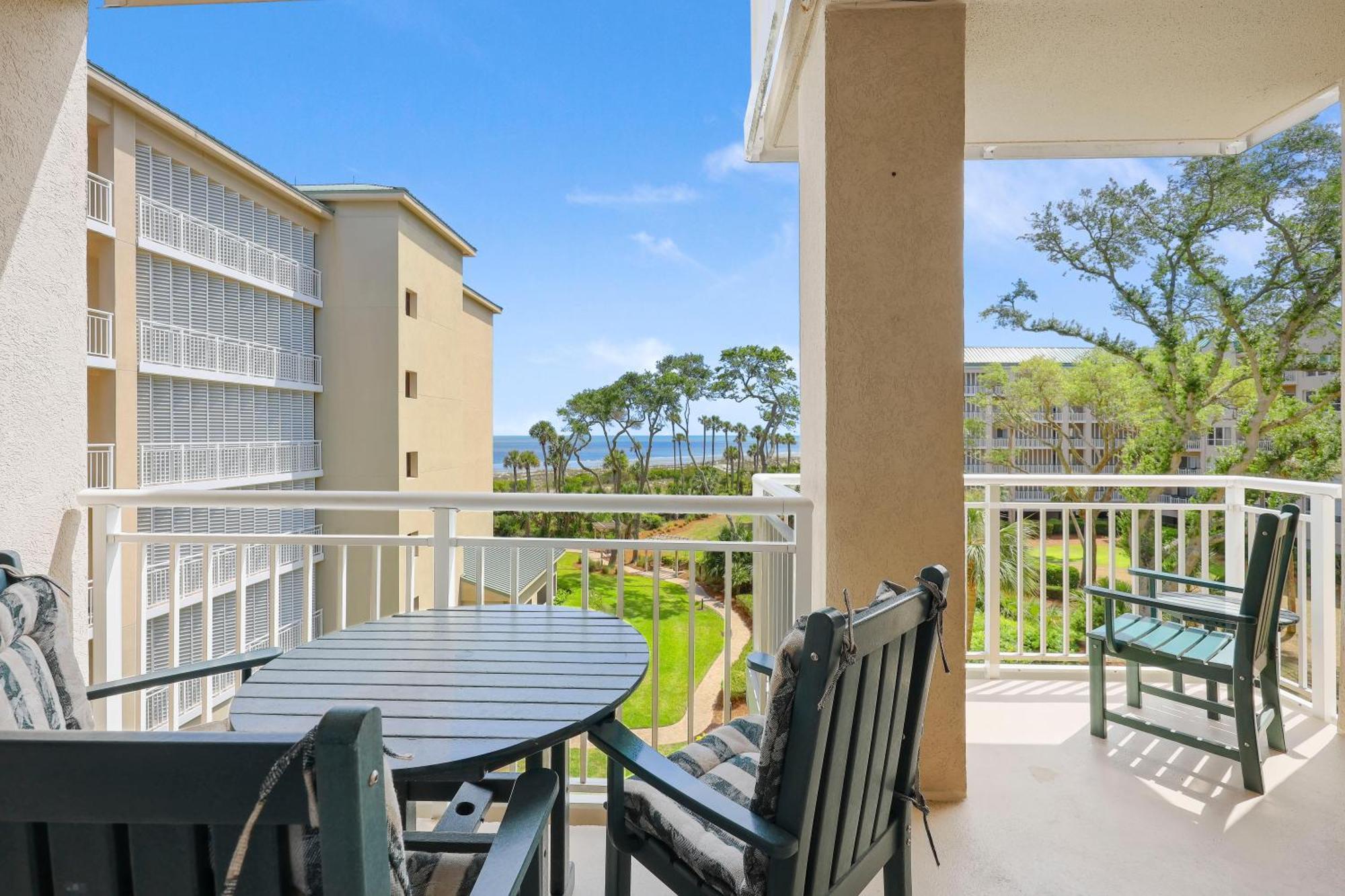5303 Hampton Place * Hilton Head Island