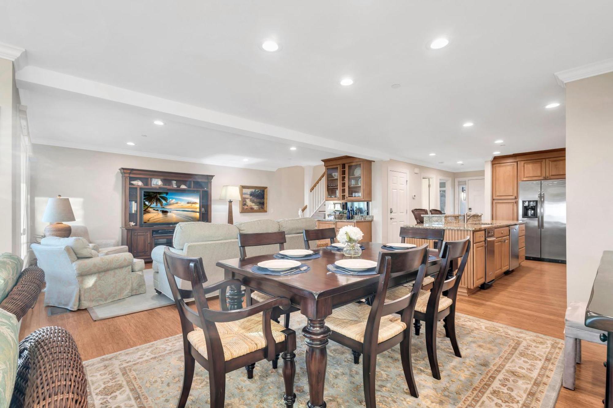 1418 South Villa