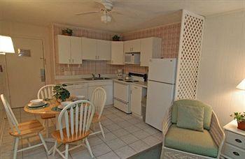 Hotel Sands Village At Forest By Hilton Head 2*