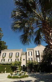 Main Street & Hotel 4*