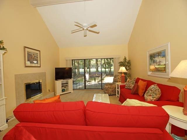 Inverness Village 915 Apartment