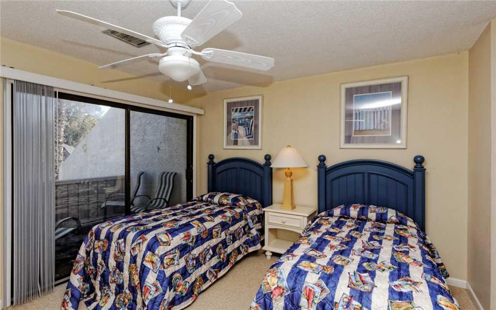 Tennismaster - Two Bedroom - 203 Apartment