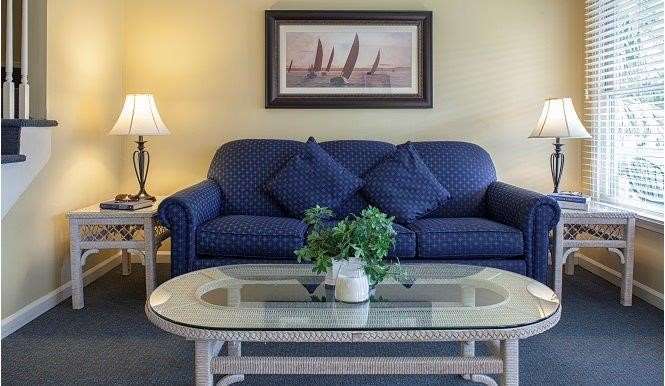 Spinnaker Hotel