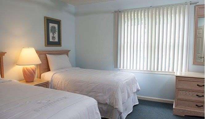 Spinnaker Hotel 4*
