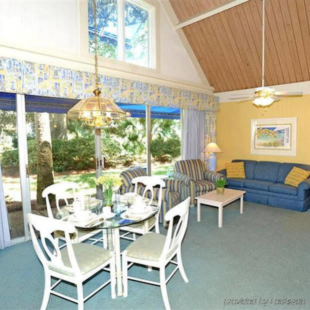 Resort The Village At Palmetto Dunes 2*