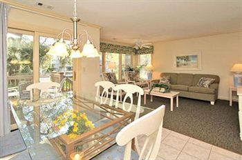 The Village At Palmetto Dunes Resort 2*