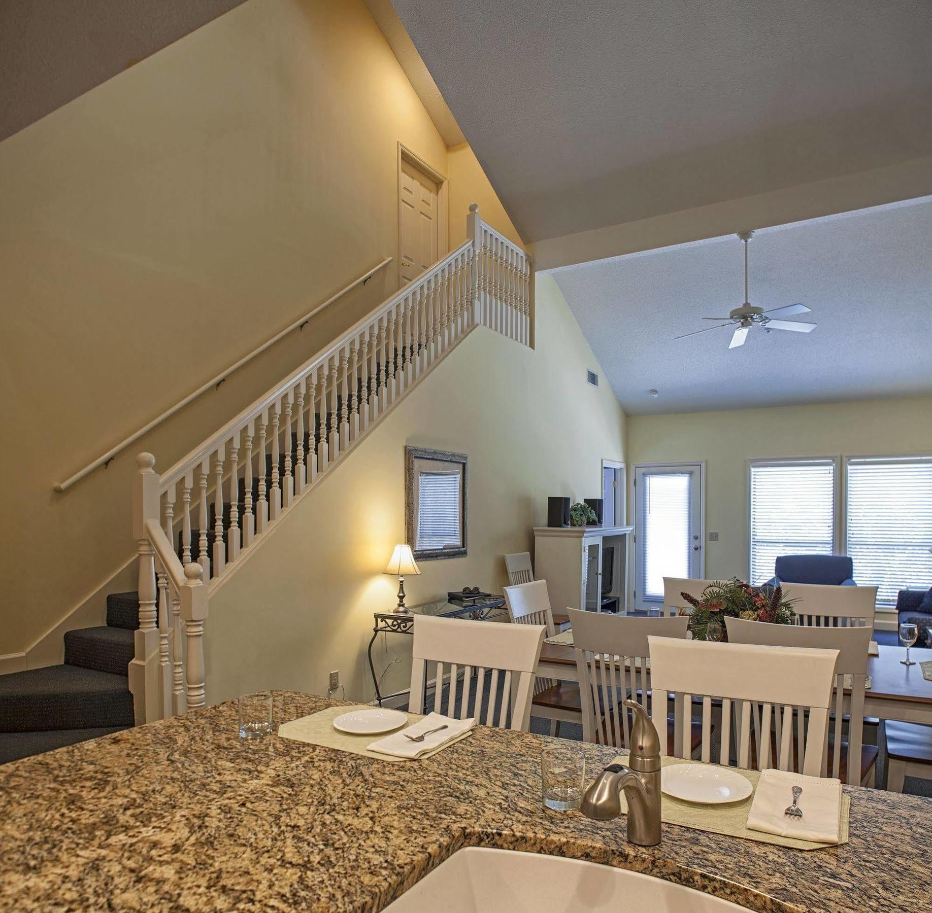 Shipyard By Spinnaker Resort 3*