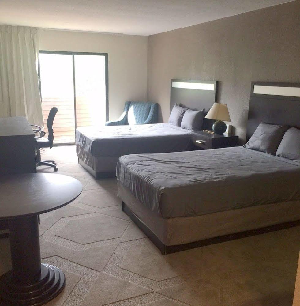 Doubletree By Hilton