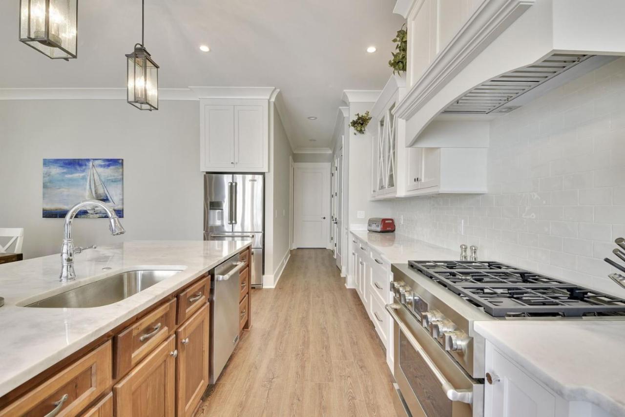 Dollar 19 Holiday home *