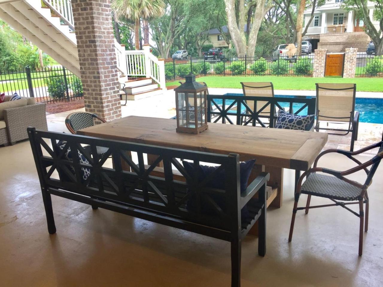 Dollar 19 * Hilton Head Island