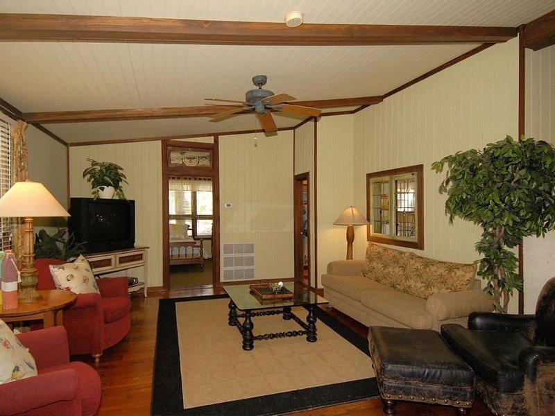Dogwood 5 Holiday home