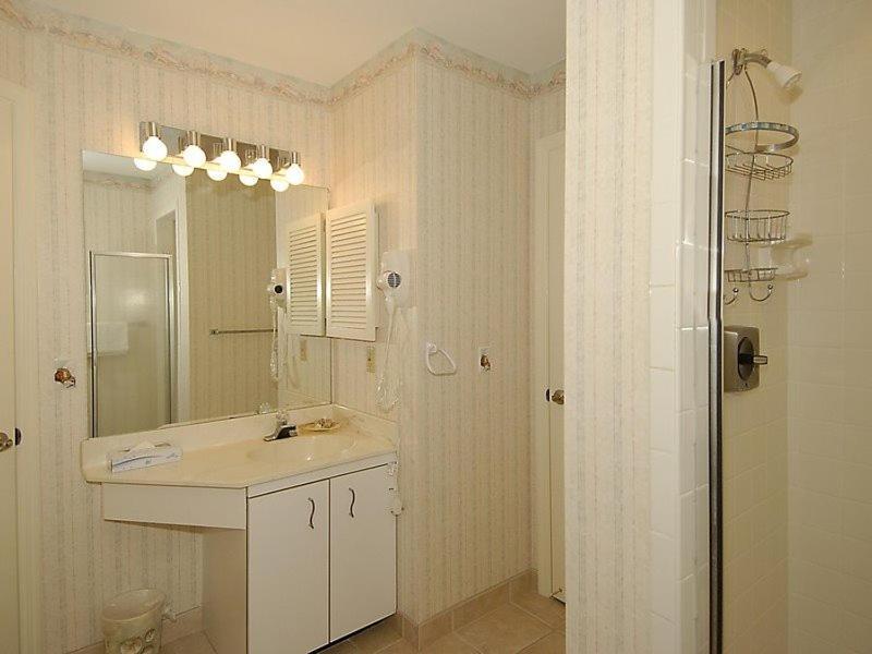Colonnade Club 206 Hilton Head Island