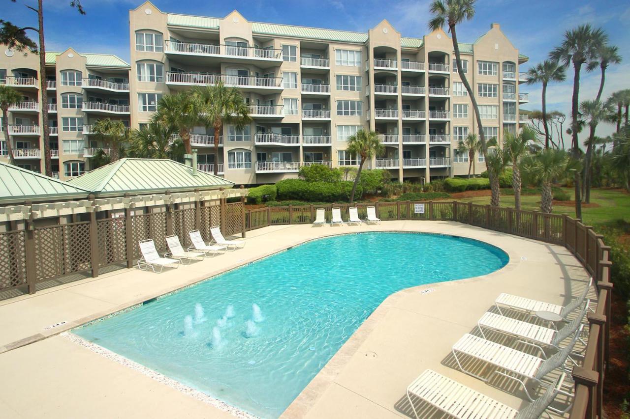 Windsor Court North 4209 Apartment