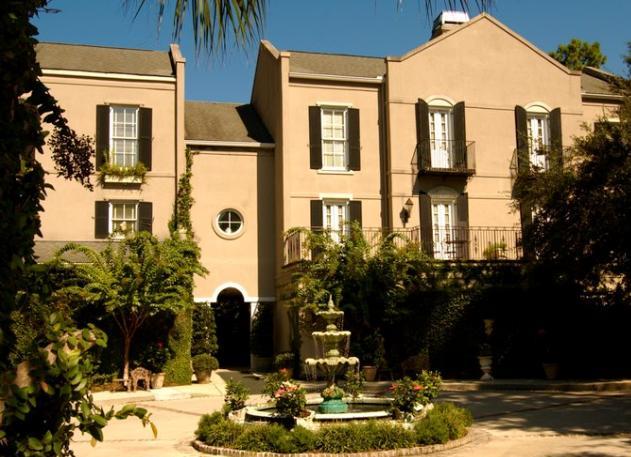 Main Street & Hotel Hilton Head Island