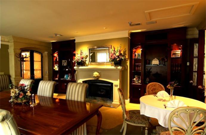 Hotel Main Street & 4*