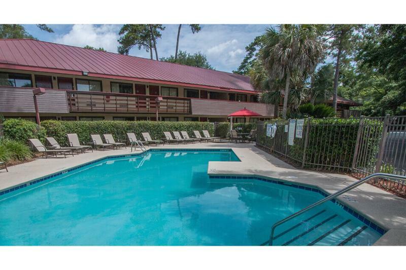 Red Roof Motel 2*