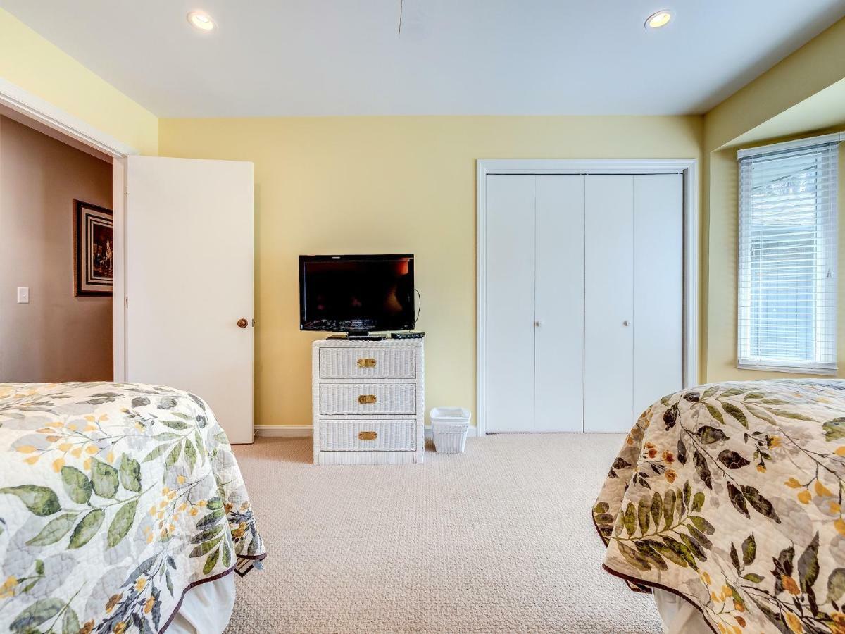 Isle Of Pines 12, 3 Bedroom, Wifi, Fireplace, Sleeps 7, Sea Pines Holiday home Hilton Head Island