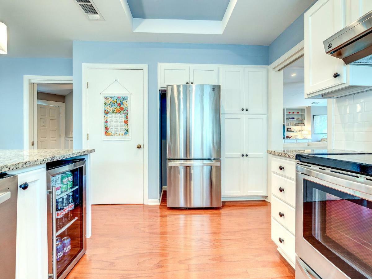 Isle Of Pines 12, 3 Bedroom, Wifi, Fireplace, Sleeps 7, Sea Pines