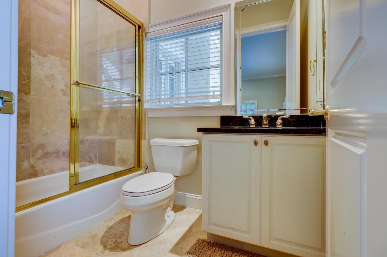 2nd Row Luxury At 30 Knotts Way * Hilton Head Island
