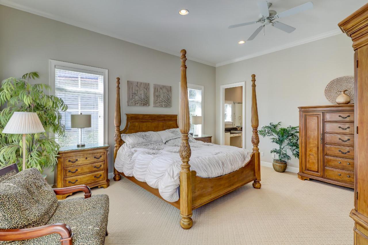 Holiday home 2nd Row Luxury At 30 Knotts Way