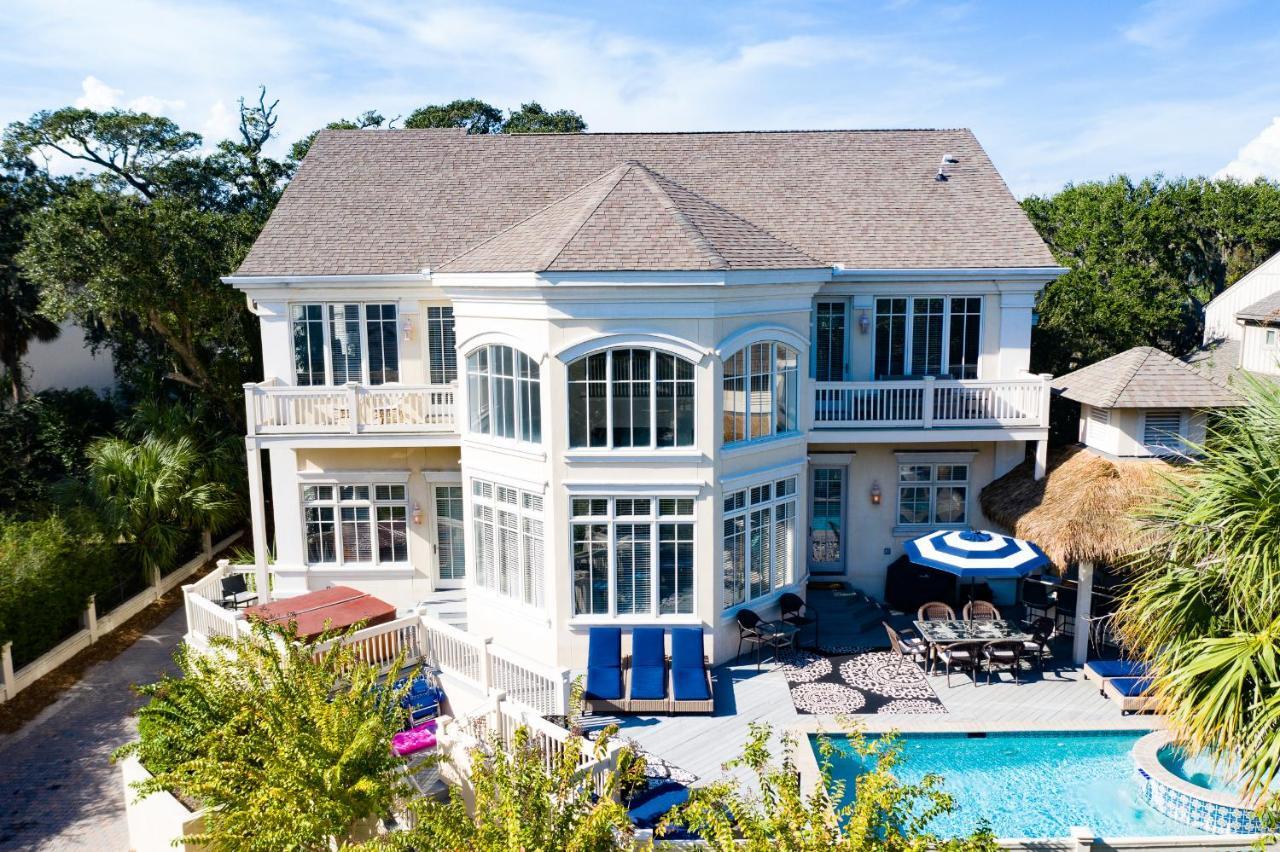2nd Row Luxury At 30 Knotts Way Holiday home Hilton Head Island