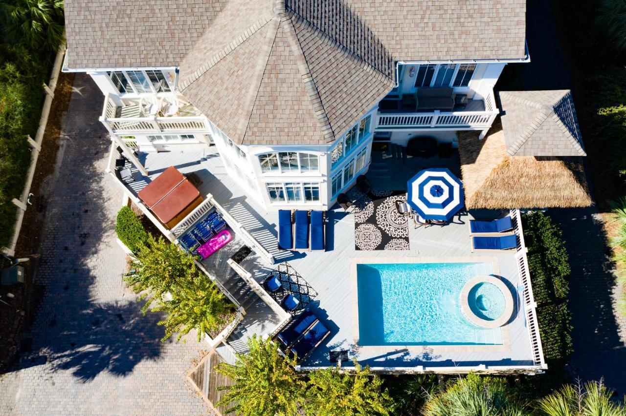 2nd Row Luxury At 30 Knotts Way Holiday home Hilton Head Island