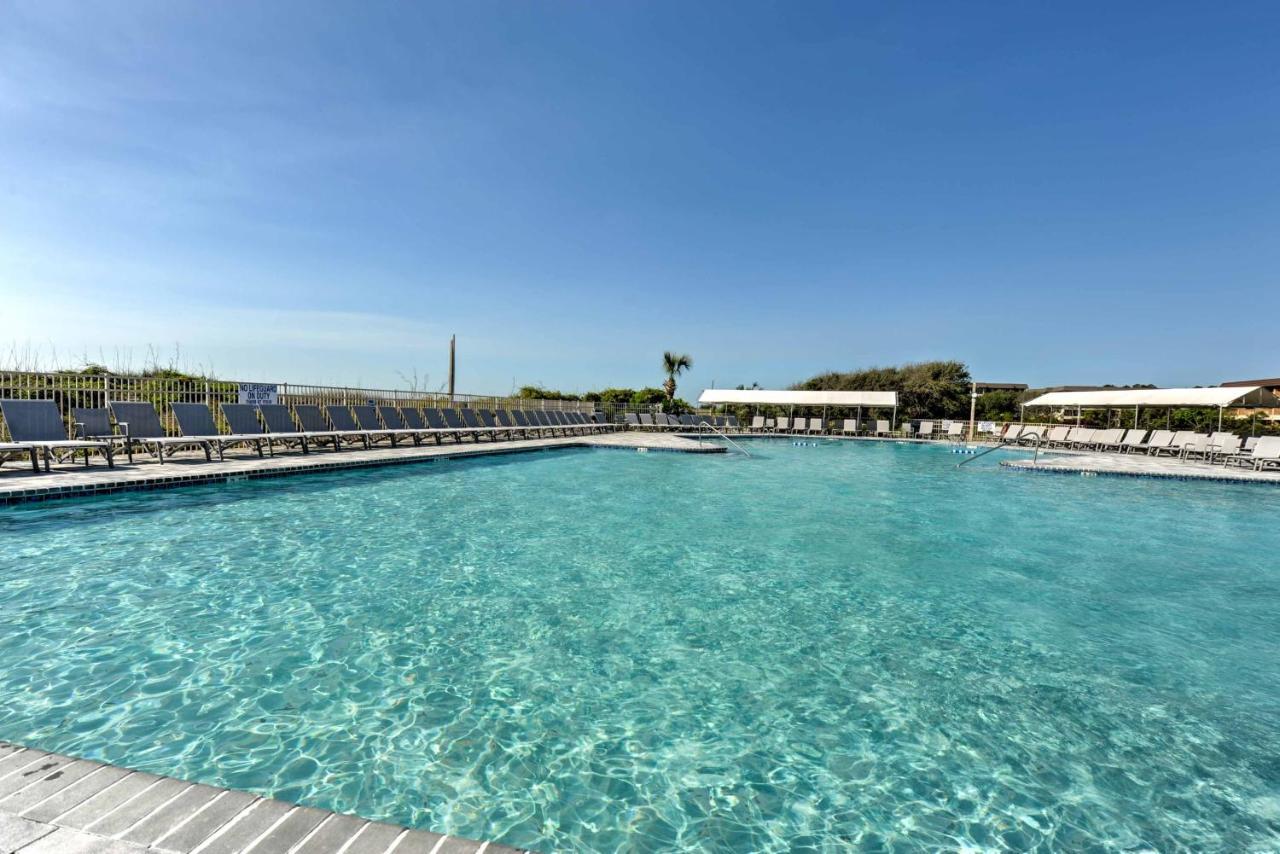 Apartment Ocean-view Pool, Beach! Hilton Head Island