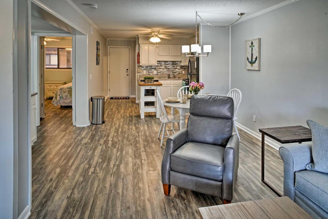 Apartment Hilton Head With Pool Bar Walk To Beach!