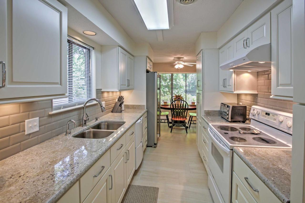 Hilton Head With Pool Access - 1 Mi To Beach! Hilton Head Island