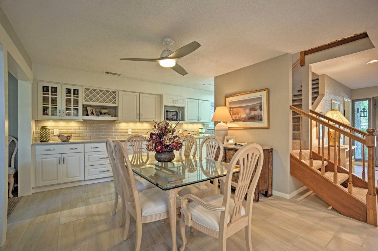 Hilton Head With Pool Access - 1 Mi To Beach! Holiday home Hilton Head Island