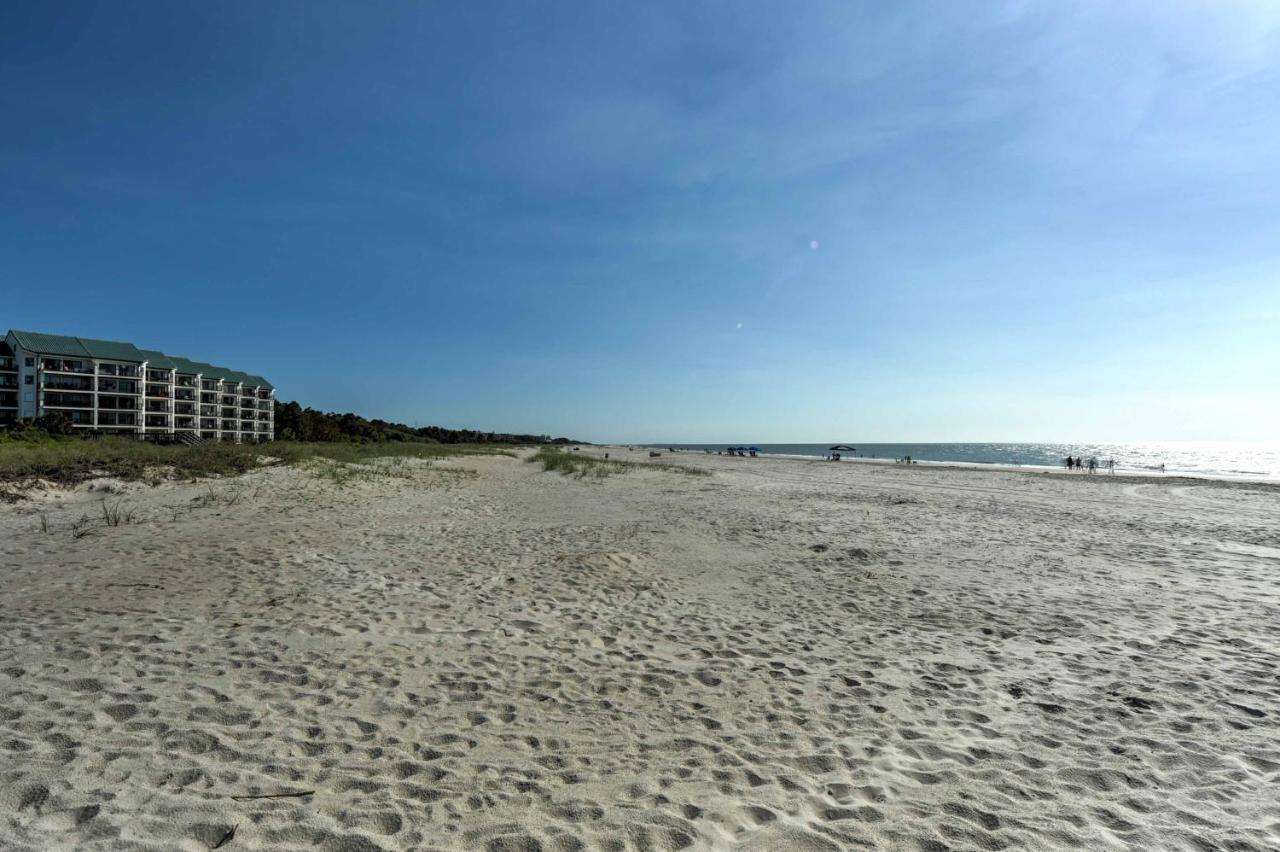 Hilton Head Pool Deck Access, Walk To *