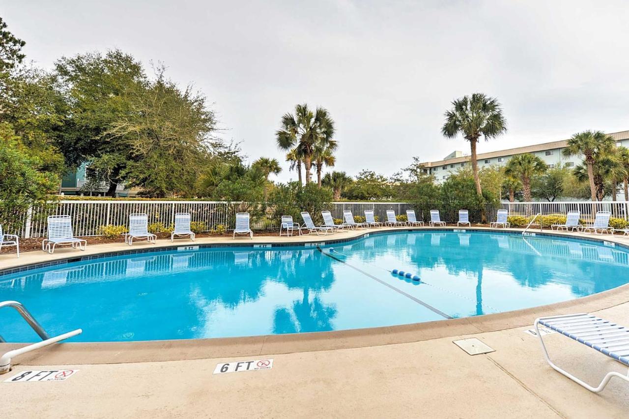Hilton Head With Amenities Walk To Beach! Hilton Head Island