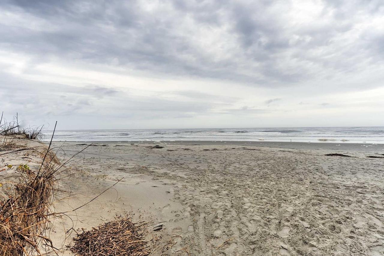 Hilton Head With Amenities Walk To Beach! Apartment