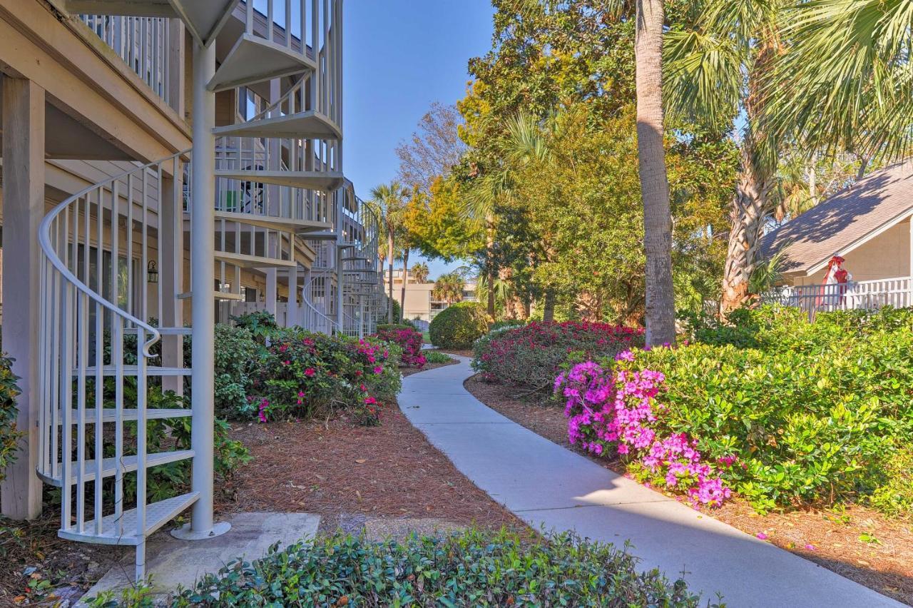 Hilton Head With Balcony Walk To Beach! Villa *