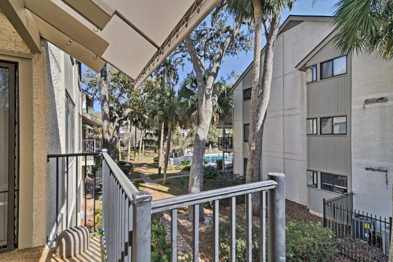 Updated Hilton Head Balcony, Walk To