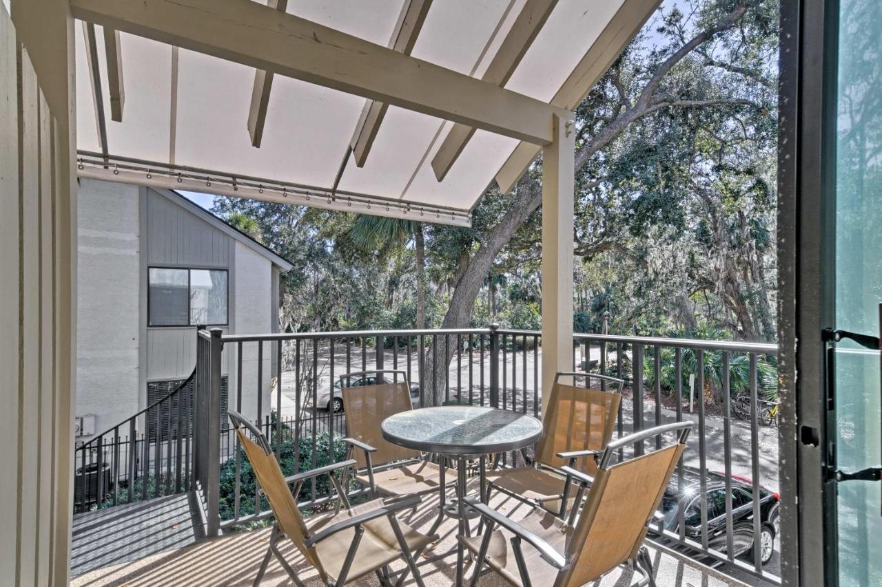 Updated Hilton Head Balcony, Walk To Hilton Head Island