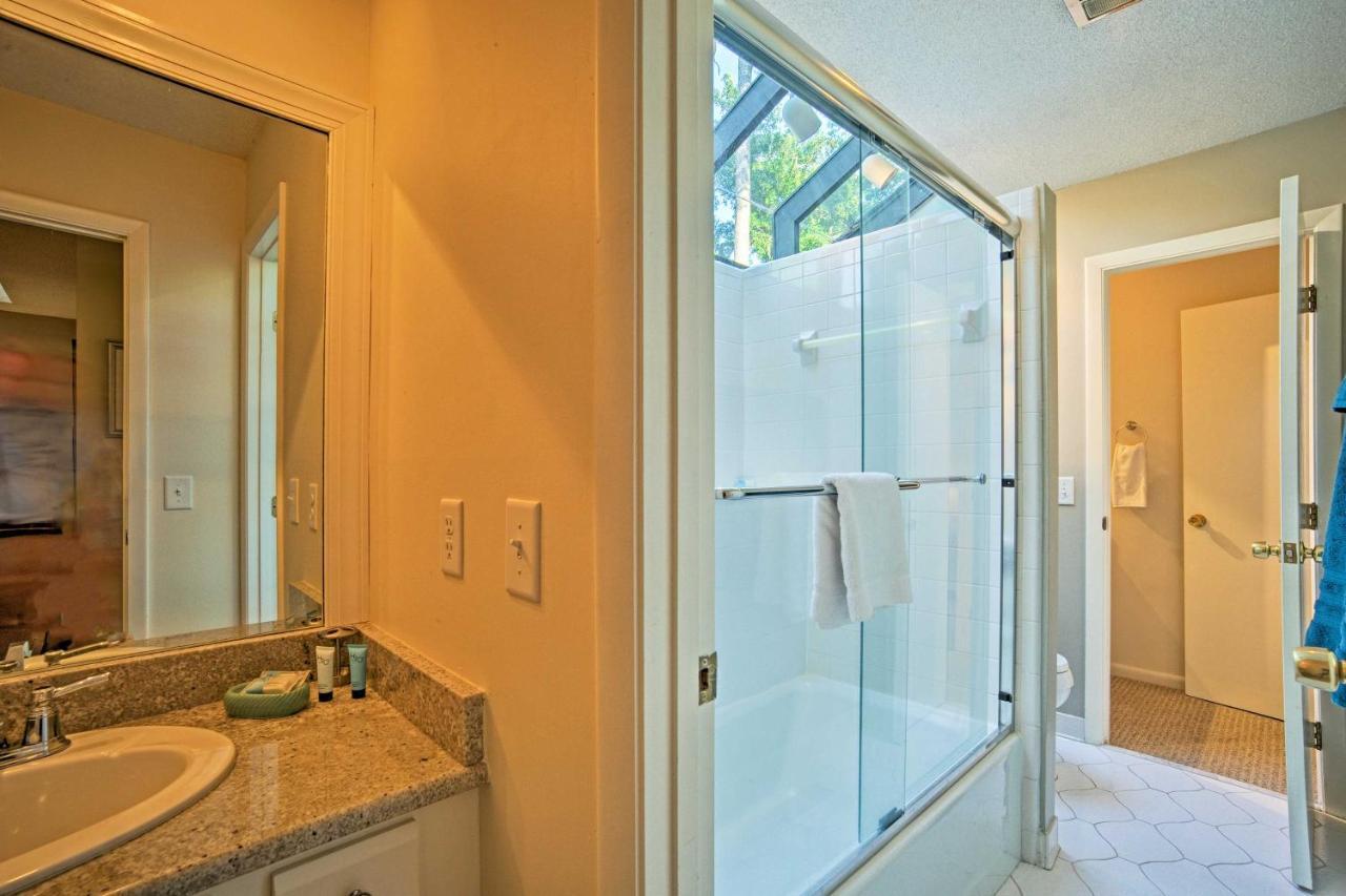 Hilton Head With Pool Access - 1 Mi To Beach! Hilton Head Island