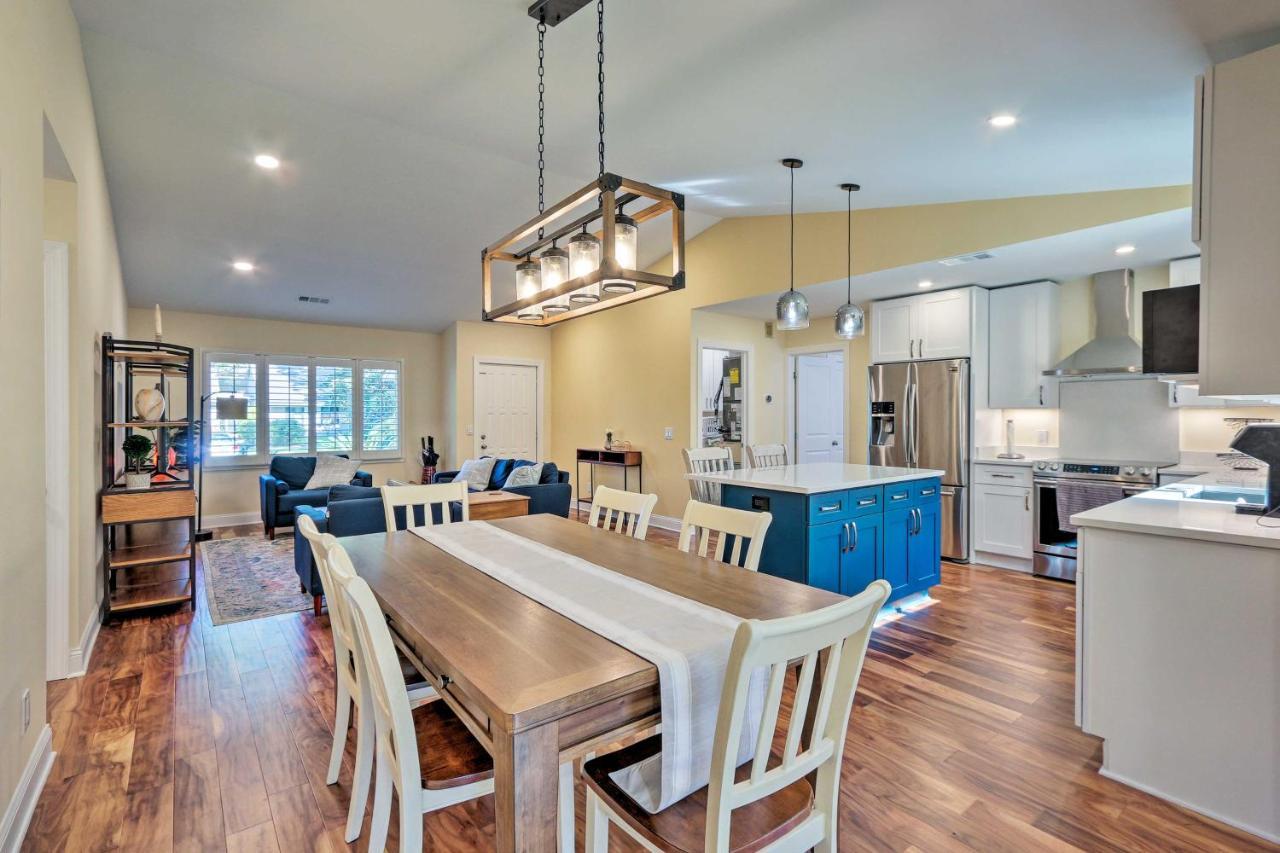 Sea Pines Escape With Deck About 2 Mi To Beach! Holiday home