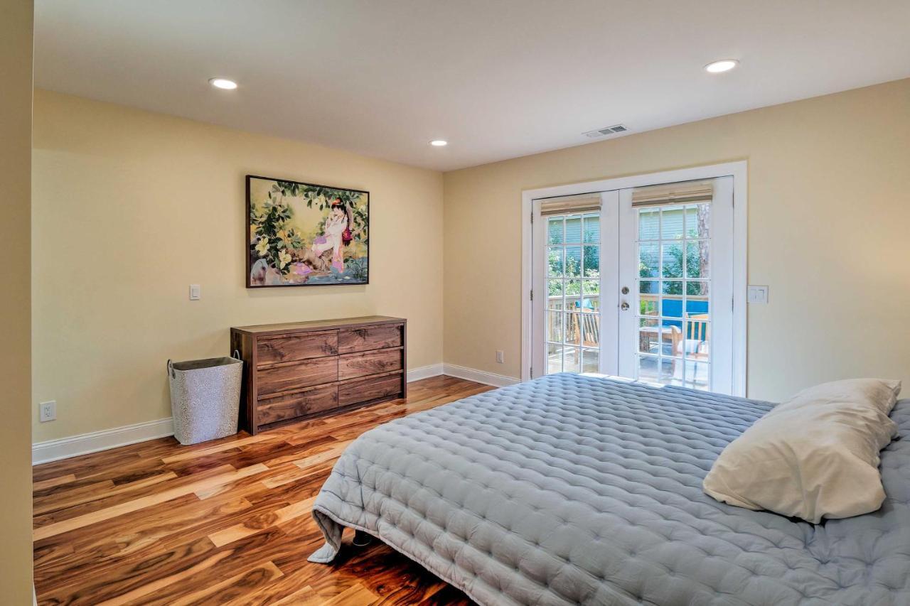 Holiday home Sea Pines Escape With Deck About 2 Mi To Beach!