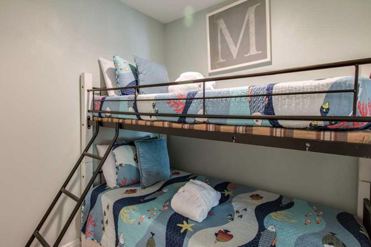 Shipmaster 1301 Holiday home