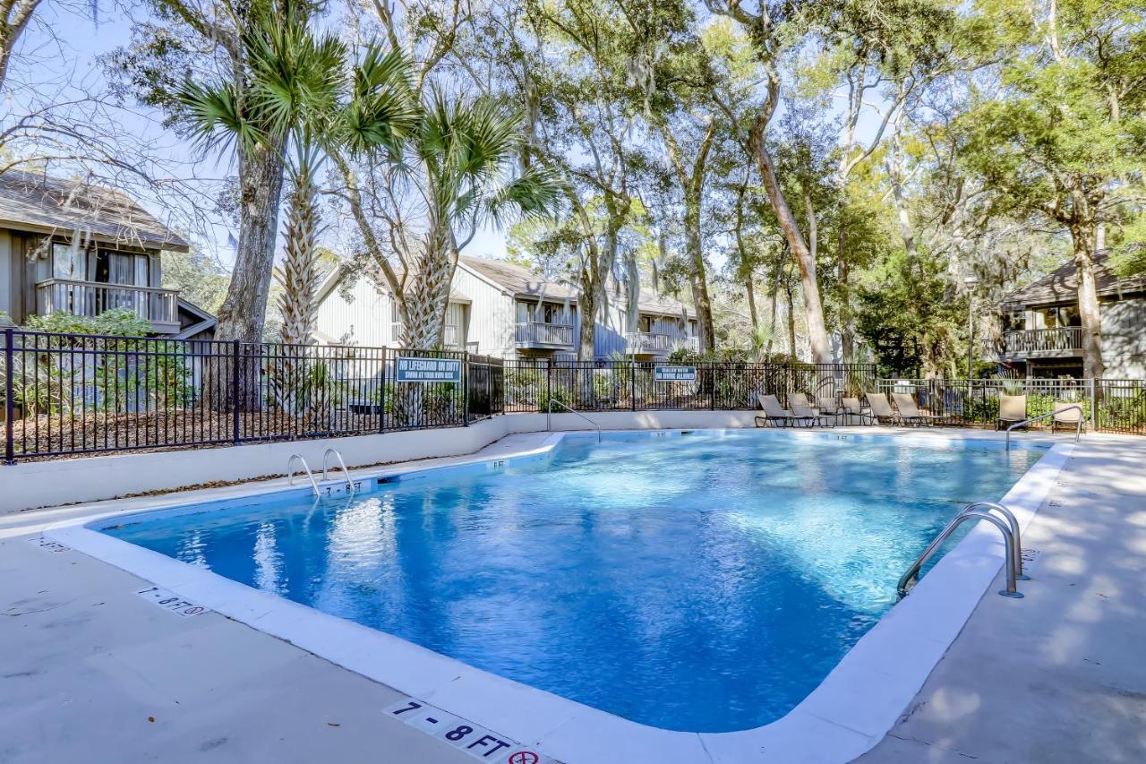 Apartment Hickory Cove 18 *