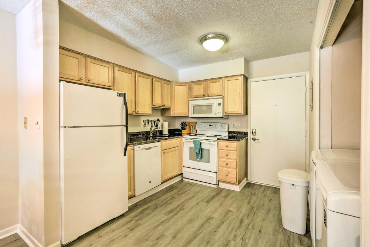 With Pool Walk To Beach! Apartment *