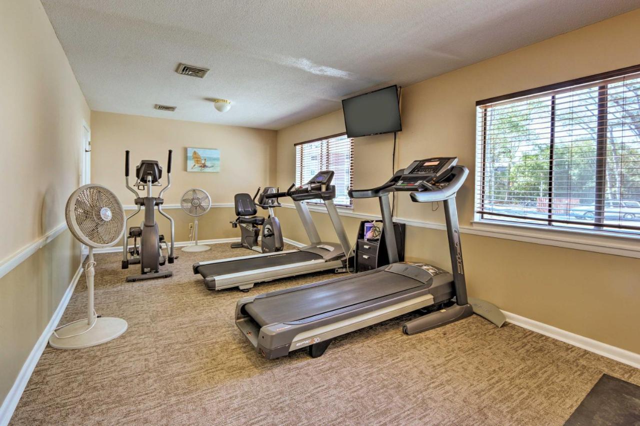 With Pool Walk To Beach! Apartment Hilton Head Island