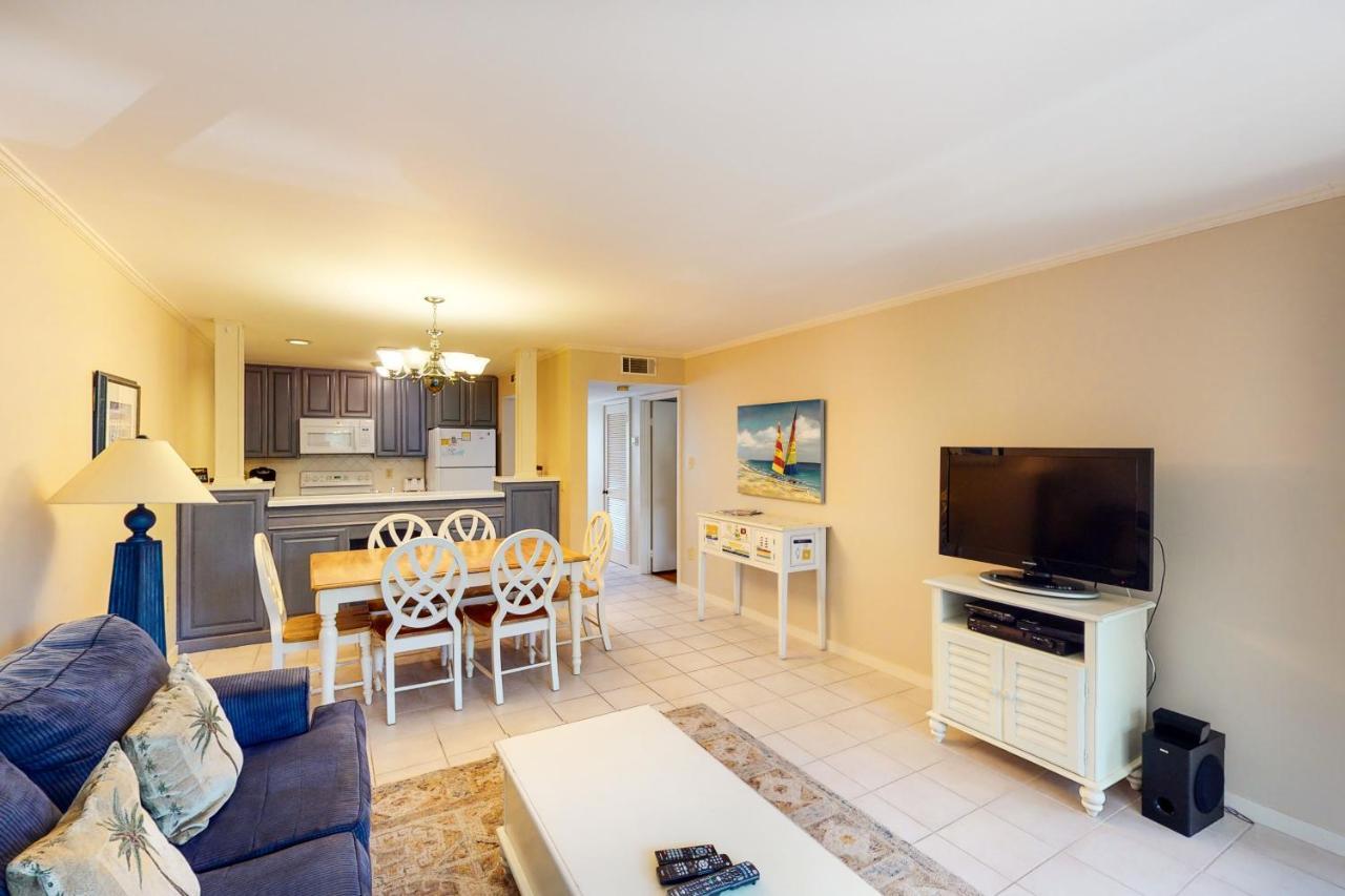 Apartment Moorings 0910