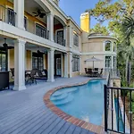14 Dove Street
