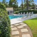 24 Land\'S End