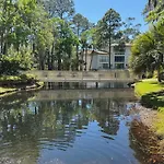 Beautiful Seascape Beach Villa -Upgraded 2 Bd 2 Ba